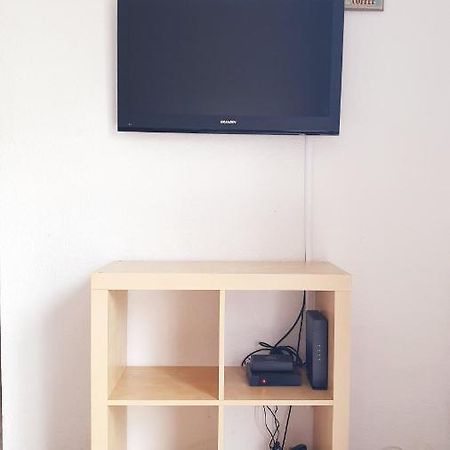 Ferienwohnung Studio Individuel - Le Musset & Parking Gratuit Devant L'Immeuble Grenoble Exterior foto